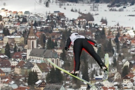 Verlosung: Freikarten für das Weltcup-Skispringen auf der Hochfirstschanze in Neustadt