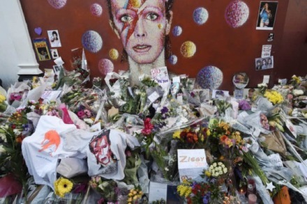 Am Donnerstag gibt's eine Gedenkfeier für David Bowie im Slow Club