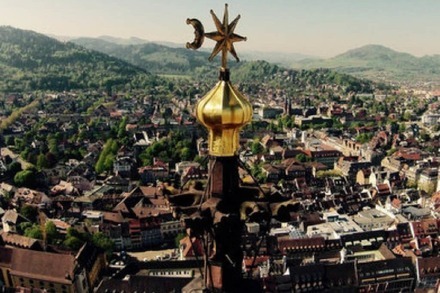 Spektakuläres Drohnen-Video zeigt das Münster, wie sonst nur Vögel es sehen