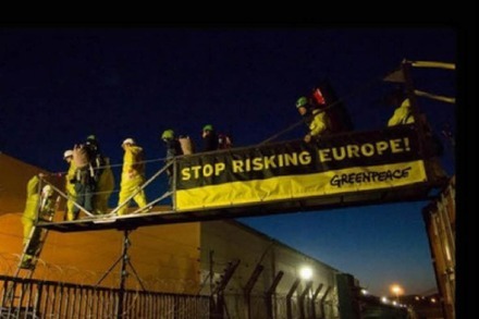 Greenpeace-Aktivisten besetzen das AKW Fessenheim