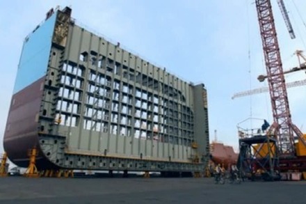 Zeitraffer-Video: Hier wird das größte Schiff der Welt gebaut