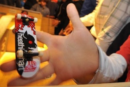 120 Sekunden Freiburg: Fingerboardmeisterschaft im Haus der Jugend