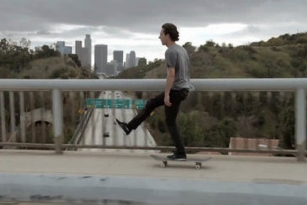 Video: Auf dem Skateboard durch Los Angeles