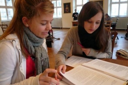 Zeitreisen: Schüler lernen Geschichte anhand von Tagebüchern