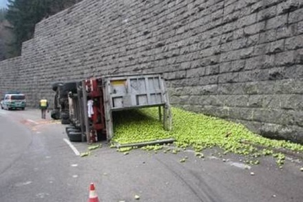 Höllental: Schuhe aus, 25 Tonnen Äpfel weg