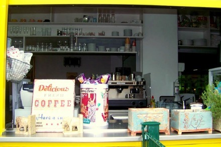 Verborgene Theken: Das Café im Bad in Merzhausen