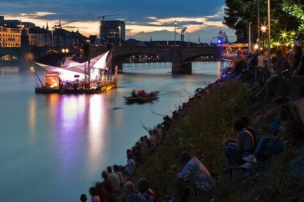 Musik auf dem Floß: Das ist das Programm des kostenlosen Imfluss-Festivals in Basel