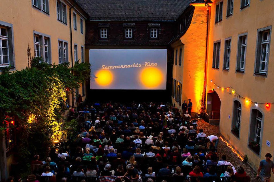 Kino unter Sternenhimmel: Das Sommernachtskino im Schwarzen Kloster. (Foto: Markus Herb)