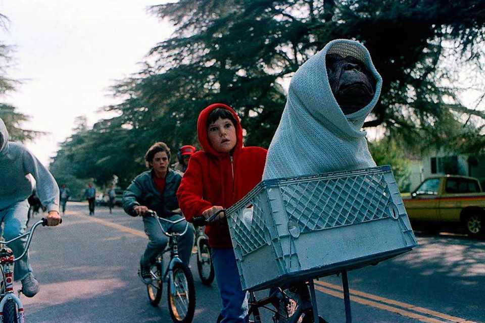 Der kleine Außerirdische E.T. braucht dringend Hilfe, um die Erde wieder zu verlassen. &amp;#8222;E.T. - Der Außerirdische&amp;#8221; und viele weitere Highlights sind diese Woche neu auf Netflix. (Foto: Universal Pictures)