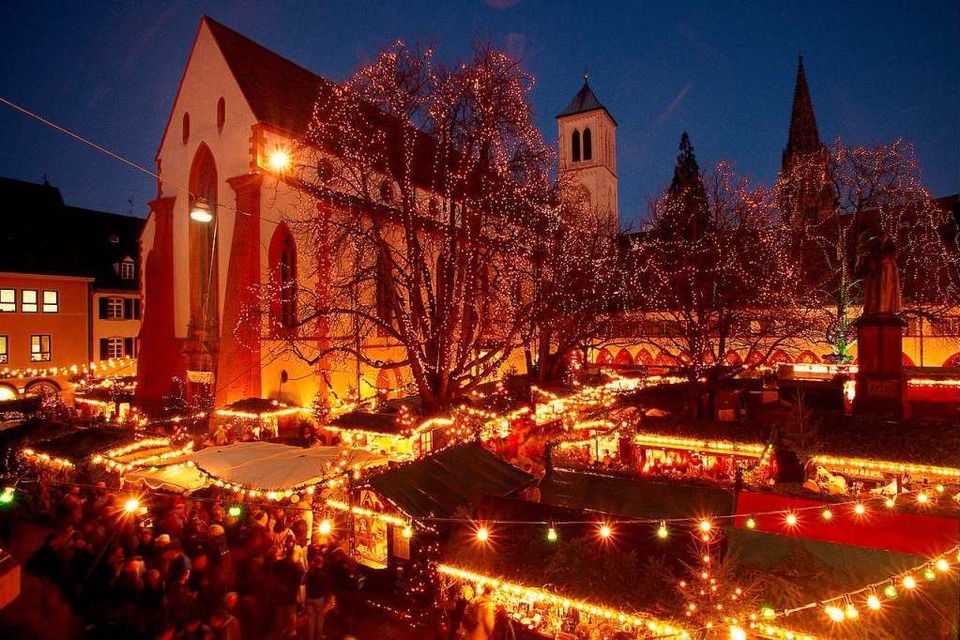 Der Freiburger Weihnachtsmarkt zählt zu den schönsten Weihnachtsmärkten Europas. (Foto: FWTM Freiburg)