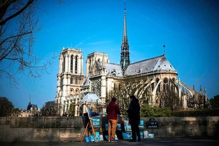1000 Zeichen Liebe: Notre-Dame de Paris