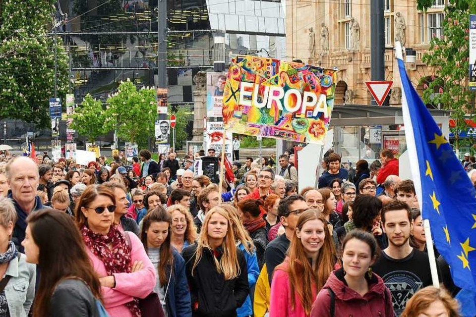 Demo für Europa in Freiburg (Foto: Rita Eggstein)