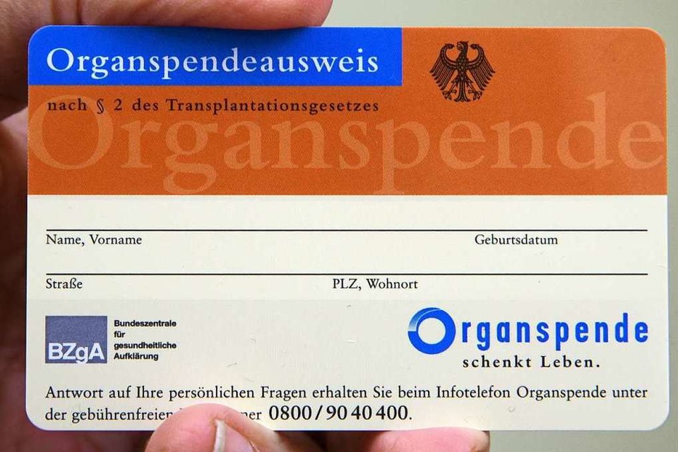 Ein Organspendeausweis kann Leben retten. (Foto: Waltraud Grubitzsch (dpa))