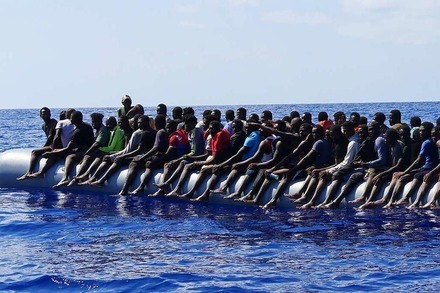 Dieser Film zeigt, wie die "Mission Lifeline" im Mittelmeer Leben rettet