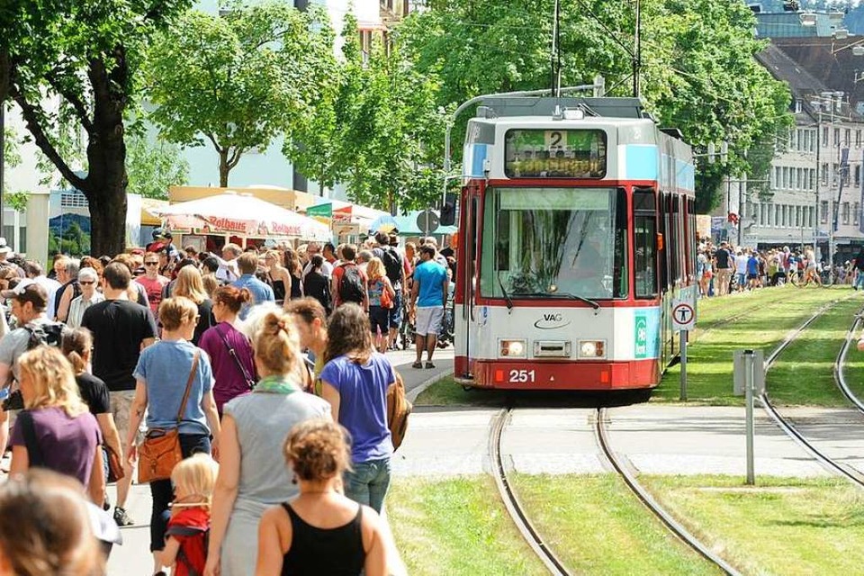 Anders als noch im Jahr 2013 fahren am Samstag beim Habsburger-Flohmarkt keine Straßenbahnen mehr. (Foto: Rita Eggstein)