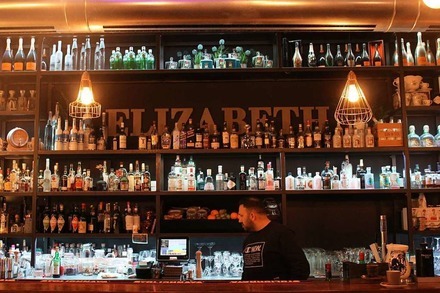 Die Elizabeth Bar in der Gerberau schließt