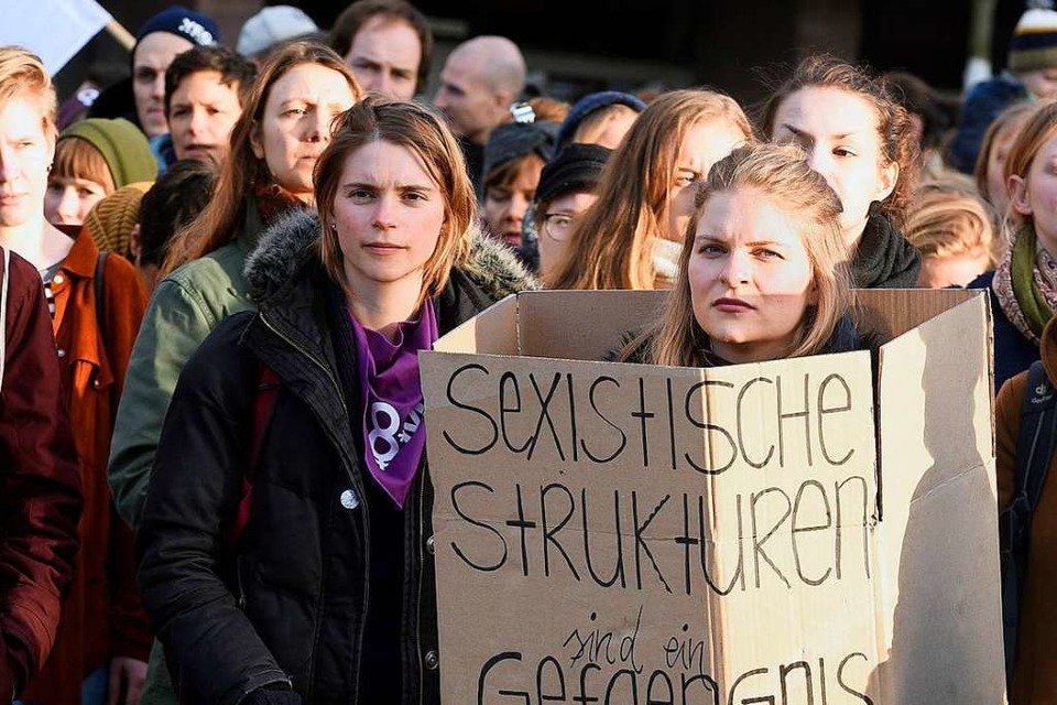 Das Bündnis &amp;#8222;Feministischer &amp;amp; Frauen*Streik Freiburg&amp;#8220; ruft zum Streik auf (Foto: Thomas Kunz)