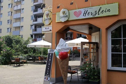 Verborgene Theken: Das Café Herzlein in der Merzhauser Straße
