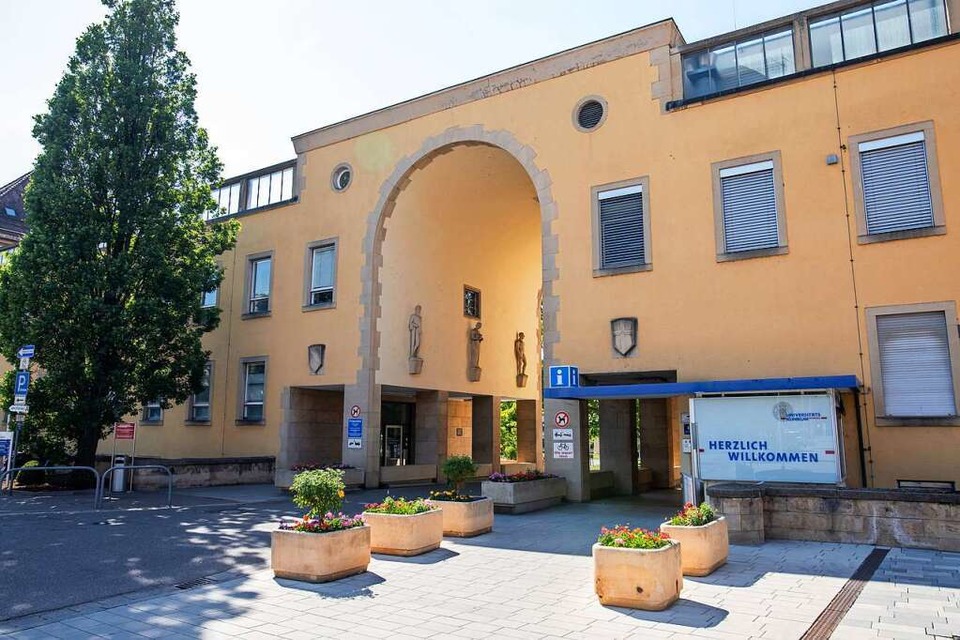Besuchsstopp: Uniklinik,  Herzzentrum und die anderen Freiburger Kliniken reagieren auf die steigenden Corona-Zahlen. (Foto: Philipp von Ditfurth (dpa))