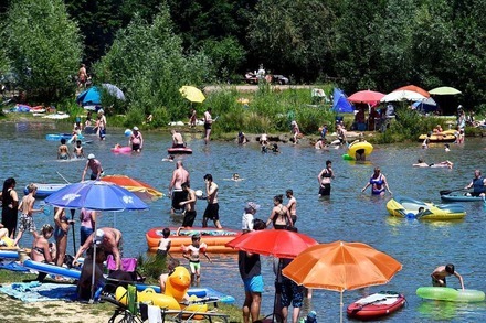 Sieben Freiburger Seen sollen Badegewässer bleiben