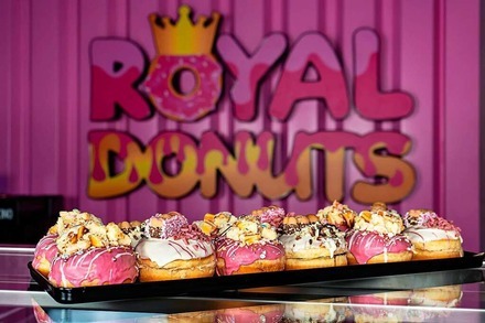 Neueröffnung: Der "Royal Donuts"-Store am Bertoldsbrunnen