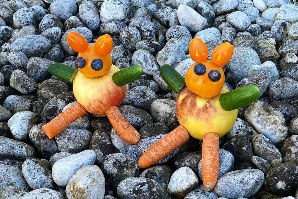 An Ostern versteckte unser Autor Gemüse-Obst-Hasen für seine Kinder. (Foto: Christian Engel)