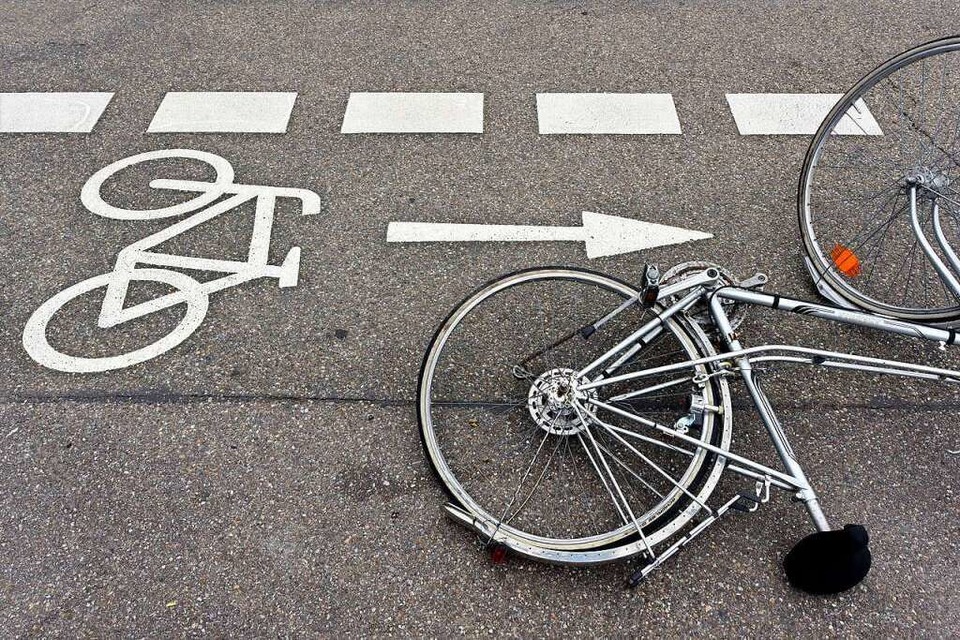 An der Ecke Habsburgerstraße/Rennweg sind zwei Radfahrerinnen zusammengestoßen. Symbolbild. (Foto: Thomas Kunz)