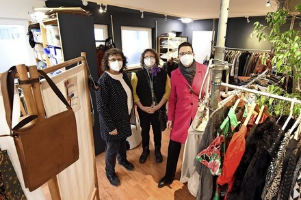 Die "Oltmanns" machen einen Secondhand-Kleiderladen in der Wiehre auf