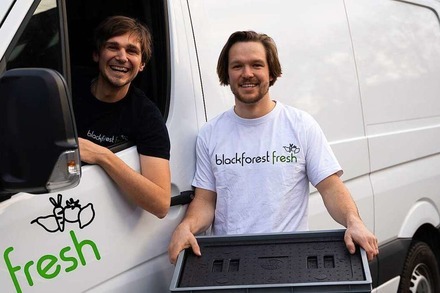 Gründen in der Krise: Zwei Freiburger liefern mit "Blackforestfresh" Lebensmittel aus