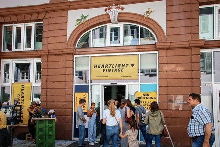 Nachhaltigkeit ist ein großes Thema für den Vintage-Pop-Up-Store am Augustinerplatz